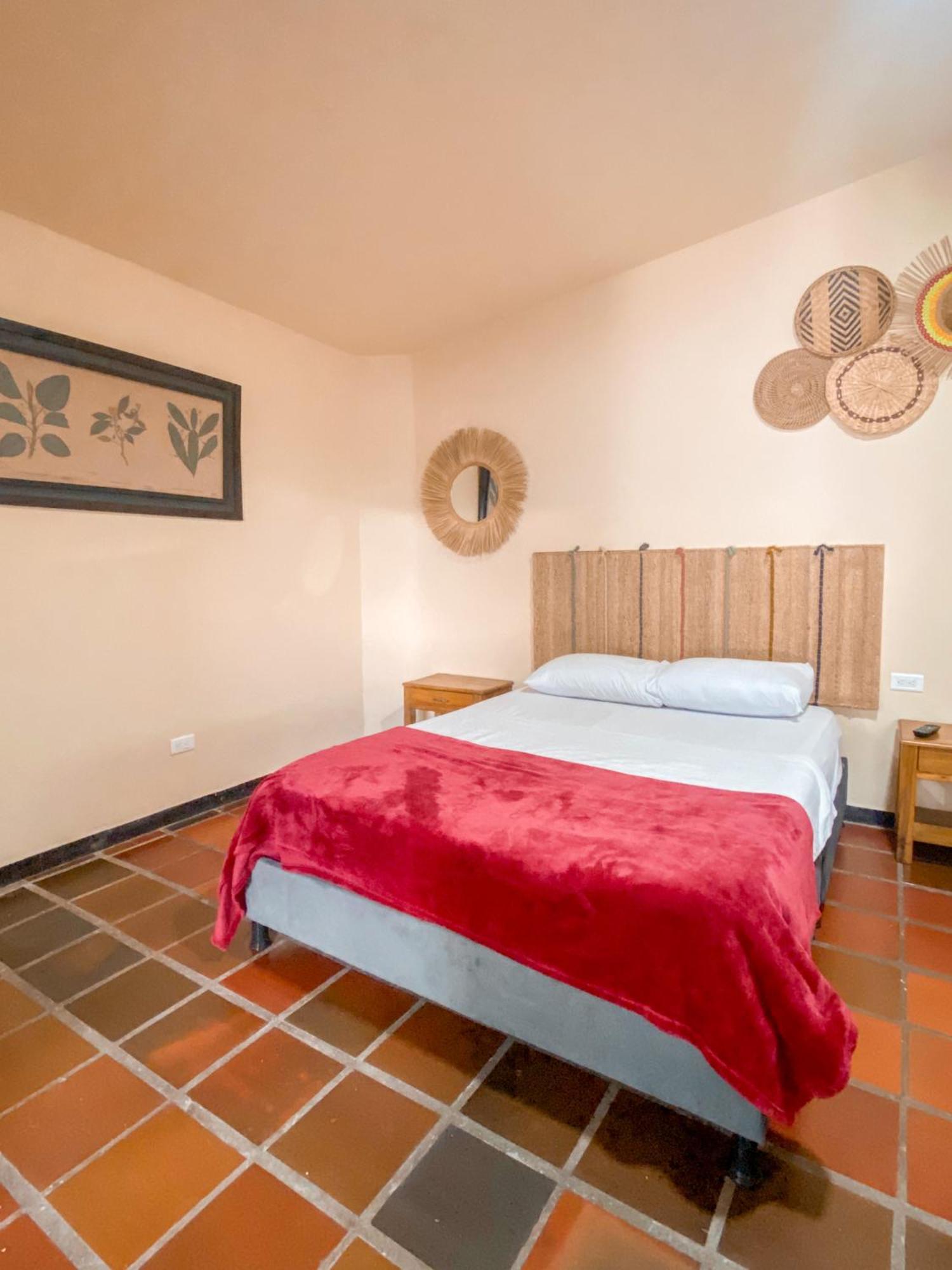 Hostel La Rosa Nautica *